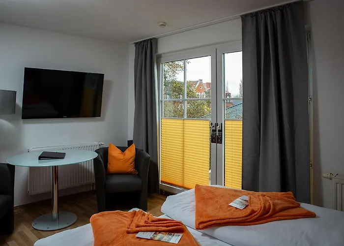 H&H Apartments Im Herzen Der Stadt Super Zentral Ruhig Mit Kochnischen Balkon Oder Empore