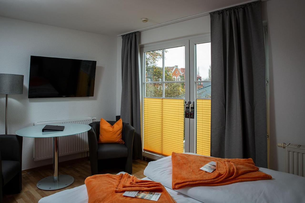 H&h Im Herzen Der Stadt Super Zentral Ruhig Mit Kochnischen Balkon Oder Empore Apartment Greifswald