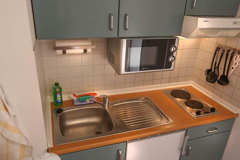 H&h Im Herzen Der Stadt Super Zentral Ruhig Mit Kochnischen Balkon Oder Empore Apartment