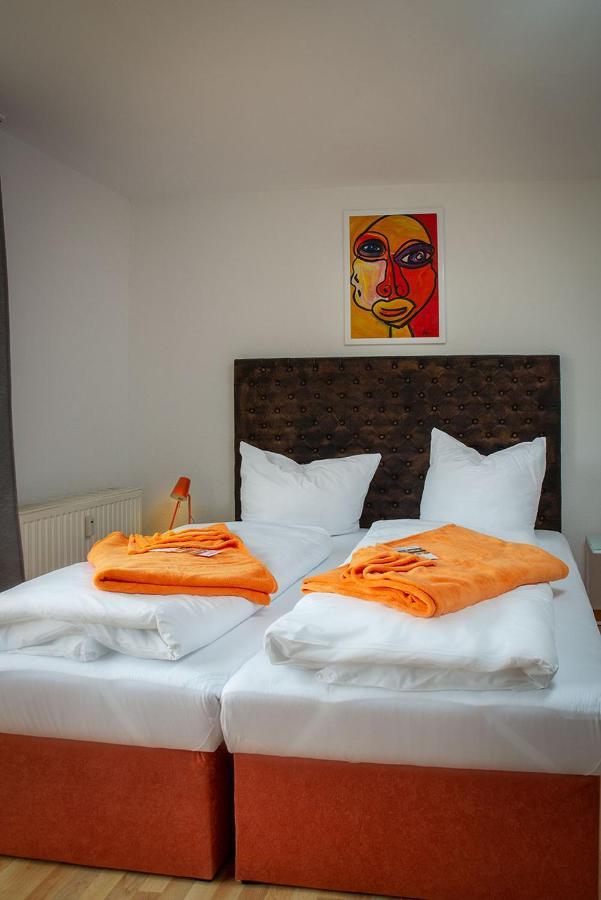 Apartment H&h Im Herzen Der Stadt Super Zentral Ruhig Mit Kochnischen Balkon Oder Empore