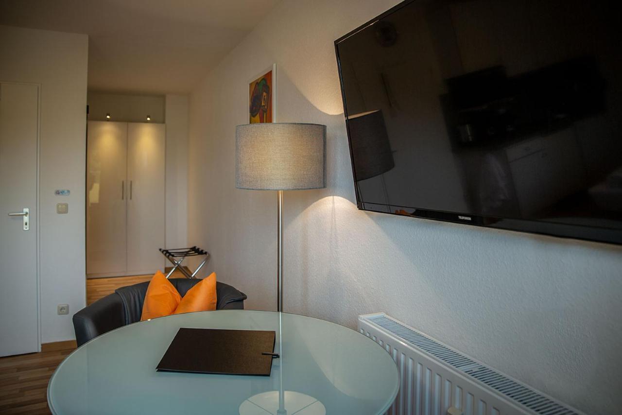 H&h Im Herzen Der Stadt Super Zentral Ruhig Mit Kochnischen Balkon Oder Empore Greifswald
