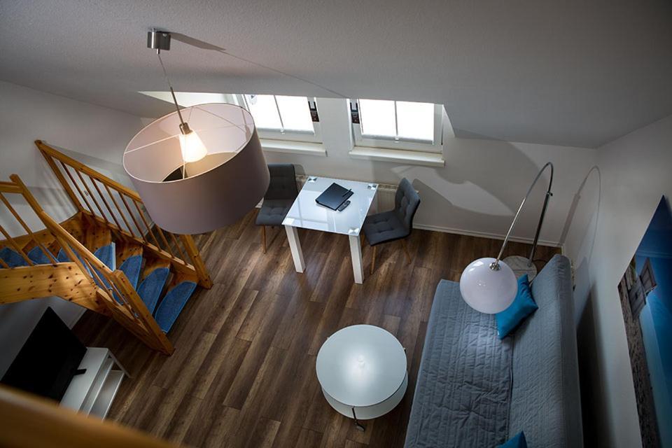 Apartment H&h Im Herzen Der Stadt Super Zentral Ruhig Mit Kochnischen Balkon Oder Empore *